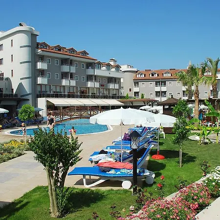 Monachus & Semesteranläggning (resort) 4*