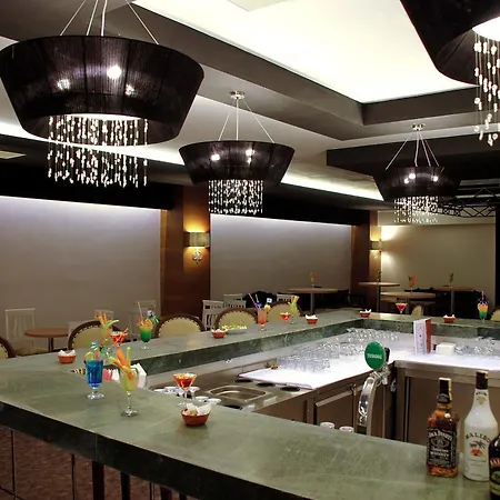 Monachus & Semesteranläggning (resort) 4*