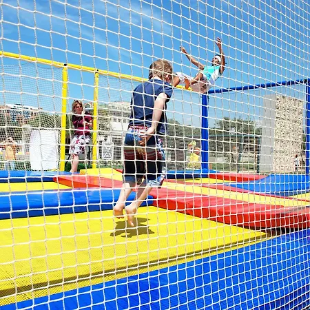 Semesteranläggning (resort) Monachus & 4*