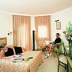 Monachus & Üdülőközpont 4*
